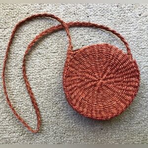 Vintage woven circle purse
